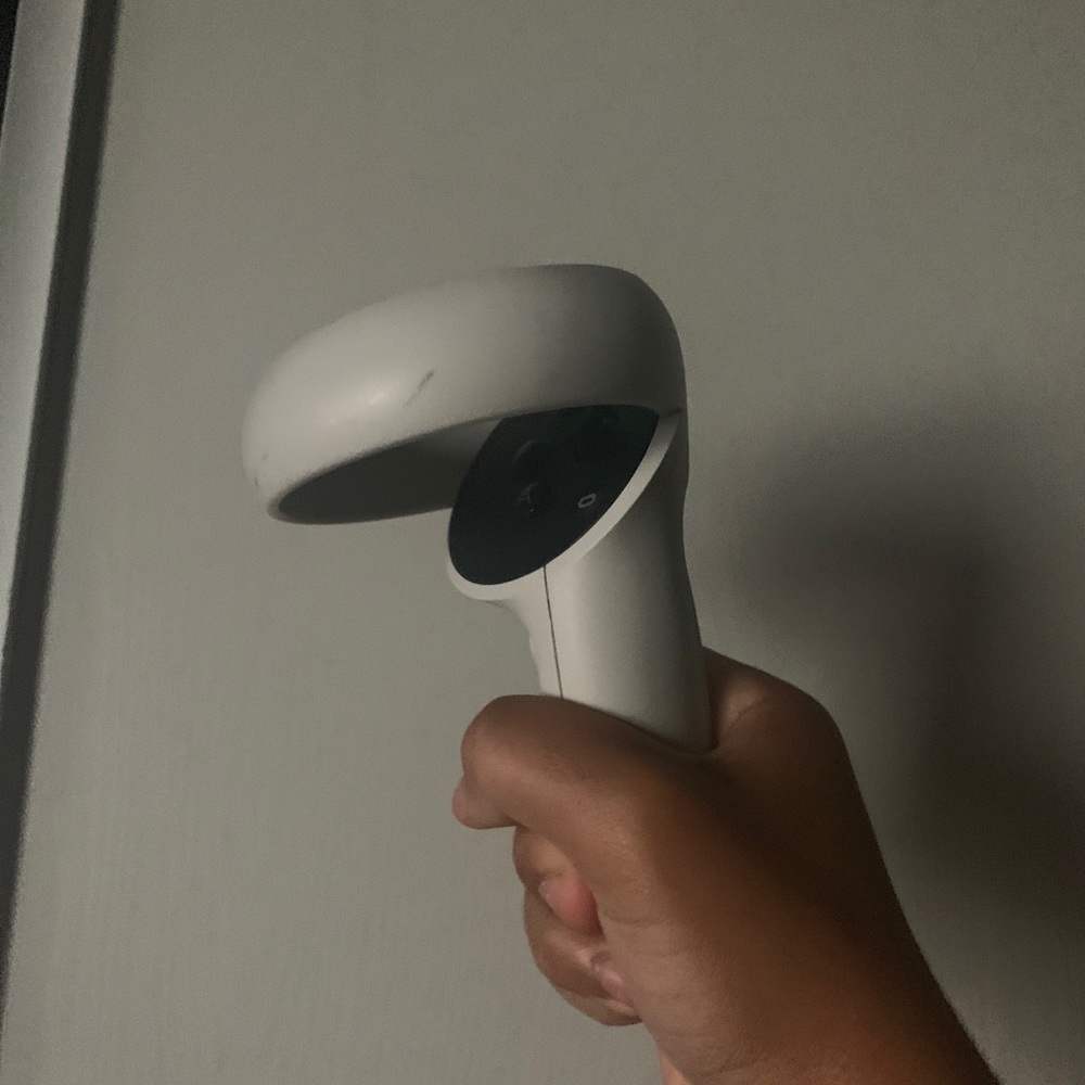 Oculus Quest used - Picture 2 of 5